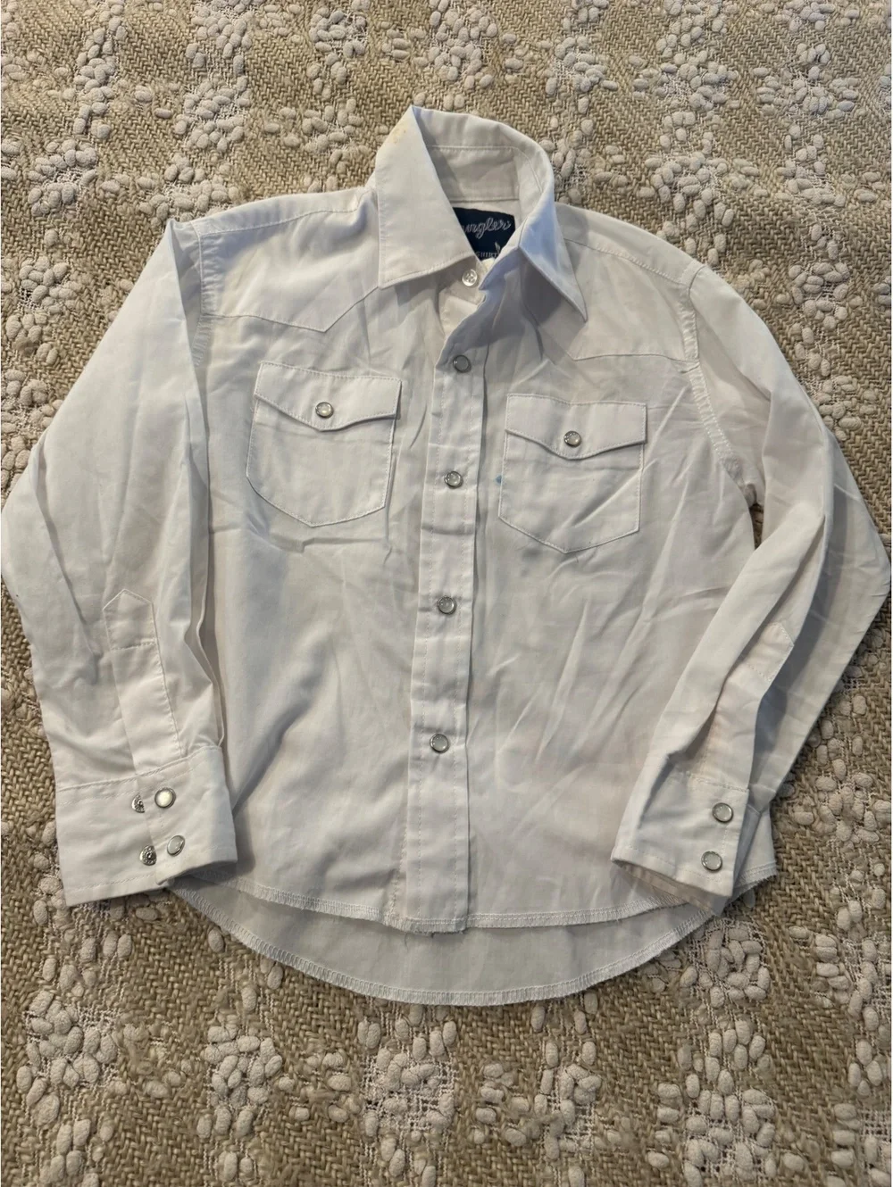 Wrangler boys' white long-sleeve denim shirt with pearl snaps, Size XS (4/5)